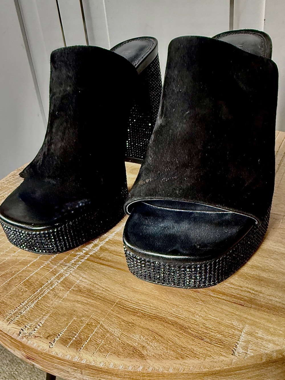 Brand New!! Michael Kors Suede Platform Heels w/ Crystal Embellishments - Size 6